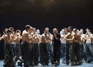 Fureur des corps et contemporanéité pour une soirée gagnante du Ballet au Palais Garnier