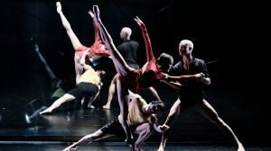 Le ballet électro-pop de Wayne McGregor électrise l’Opéra Bastille
