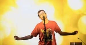 Édouard Louis : son père, sa bataille, sur scène