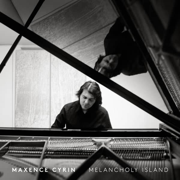 Maxence Cyrin dévoile son album de piano aérien Melancholy Island (Warner classics)