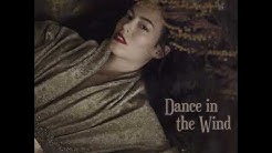 Romy Ryan James dévoile son titre Dance in the wind en version acoustique