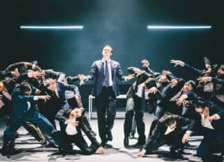 « Figures in Extinction » : le choc crépusculaire de Crystal Pite et Simon McBurney