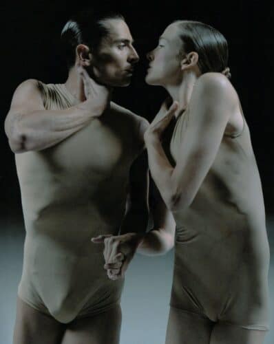 Rester debout : l’art discret de Sharon Eyal