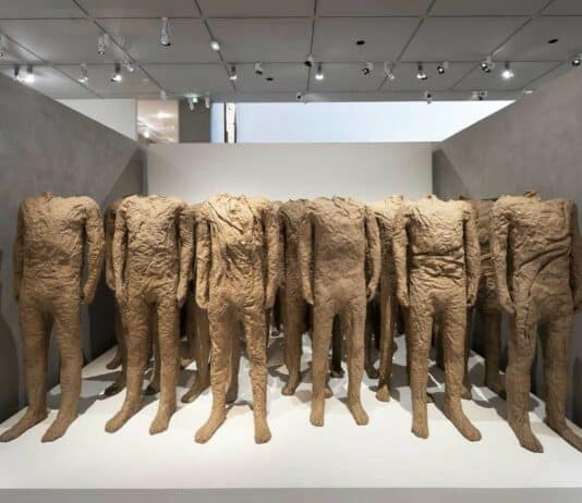 Magdalena Abakanowicz : Là où la mémoire des corps se raconte