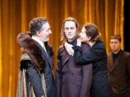 Ivo Van Hove dissèque Hamlet jusqu’au vertige