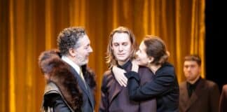 Ivo Van Hove dissèque Hamlet jusqu’au vertige