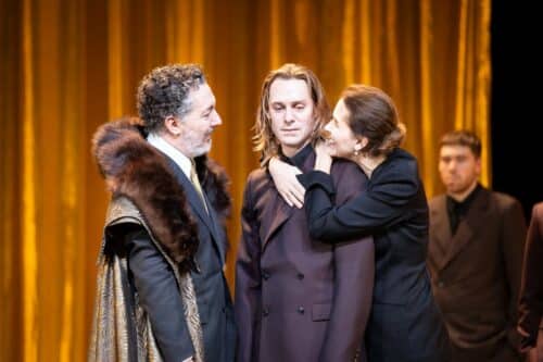 Ivo Van Hove dissèque Hamlet jusqu’au vertige