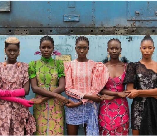 "Africa Fashion" : la mode comme récit d’un continent