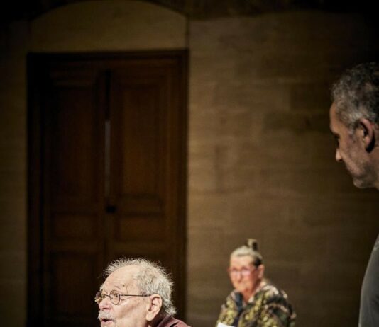 Des vies à contre-jour du silence