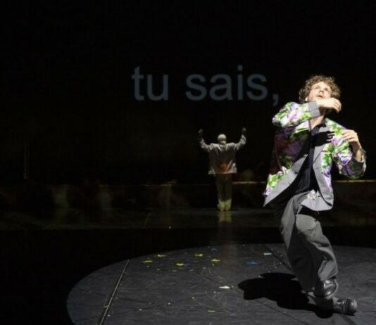 Anne Teresa De Keersmaeker et Solal Mariotte sous le ciel battant de Brel