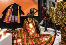 Gianni Versace Rétrospective : la mode comme territoire fusionnel