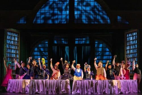 Sous les masques, la féerie grinçante de Valérie Lesort
