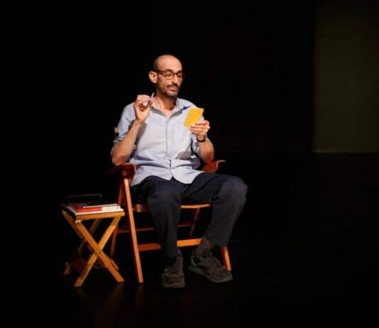 Éric Feldman : sourire pour ne pas se taire