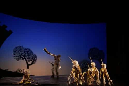 Philippe Decouflé danse avec les ombres de Murakami