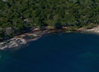 Vidéo : un trou de la taille d’un terrain de foot fait disparaitre une plage d’Australie vidéo trou plage