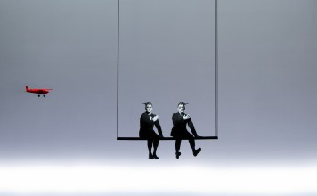 « The Old Woman » d’après l’œuvre de Daniil Kharms, mise en scène par Robert Wilson, à Paris