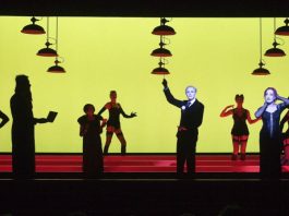 Bob Wilson signe un "Opéra de Quat'Sous" hautement théâtral